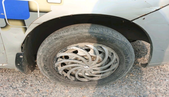 2012 Maruti Wagon R 1.0 LXI CNG, Petrol, Manual, 62,469 km, tyre