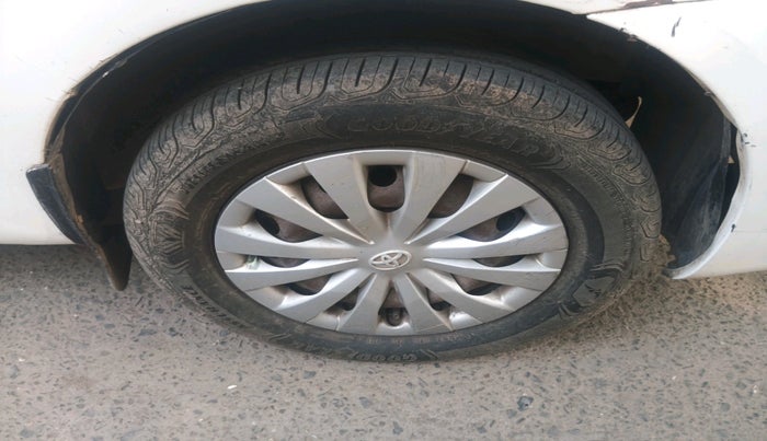 2012 Toyota Etios G, Petrol, Manual, 1,68,687 km, tyre