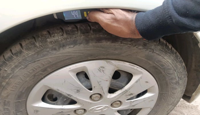 2010 Hyundai i10 MAGNA 1.1, Petrol, Manual, 1,13,059 km, tyre