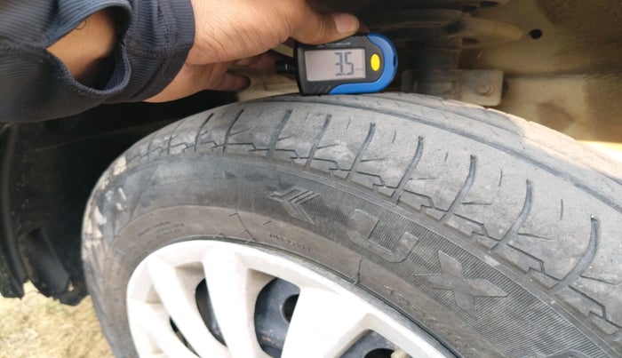 2014 Maruti Swift VDI, Diesel, Manual, 1,15,019 km, tyre