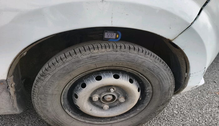 2013 Maruti Alto 800 LXI, Petrol, Manual, 1,40,286 km, tyre