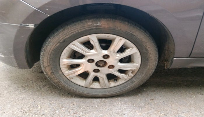 2017 Tata Tiago XZ DIESEL, Diesel, Manual, 83,937 km, tyre