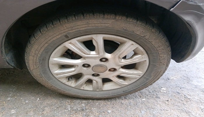 2017 Tata Tiago XZ DIESEL, Diesel, Manual, 83,937 km, tyre