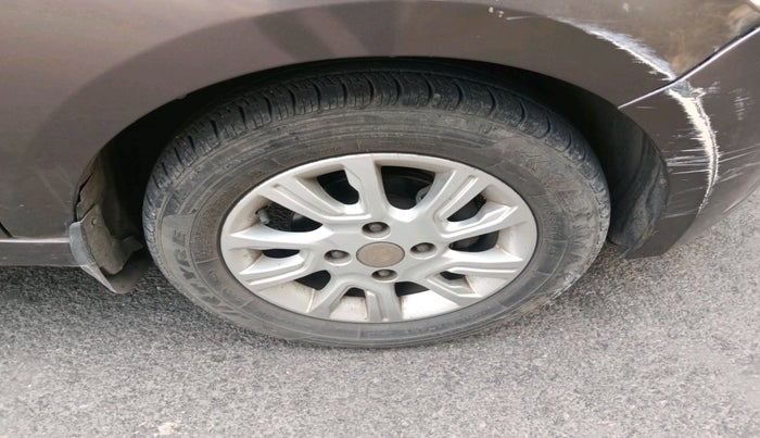 2017 Tata Tiago XZ DIESEL, Diesel, Manual, 83,937 km, tyre