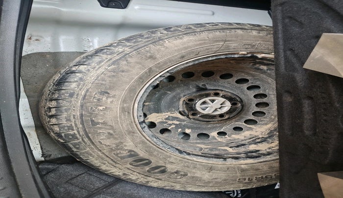 2021 KIA SELTOS HTE 1.5 DIESEL, Diesel, Manual, 31,390 km, tyre