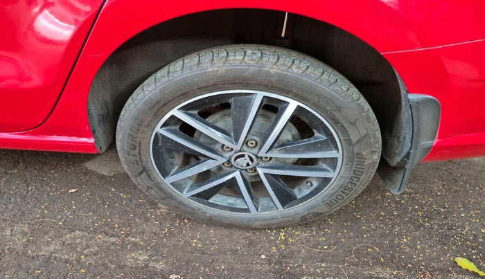 2019 Skoda Rapid STYLE 1.6 MPI AT, Petrol, Automatic, 77,783 km, tyre