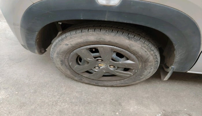 2016 Renault Kwid RXT 1.0 AMT, Petrol, Automatic, 17,898 km, tyre