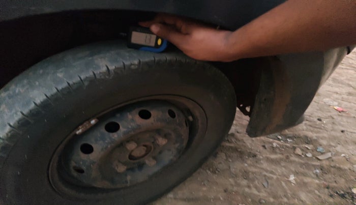 2012 Maruti Alto 800 LXI, Petrol, Manual, 1,17,922 km, tyre