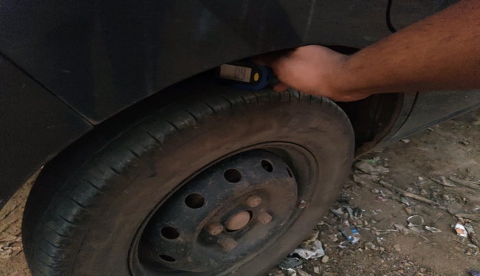 2012 Maruti Alto 800 LXI, Petrol, Manual, 1,17,922 km, tyre