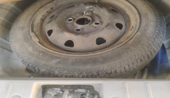 2011 Maruti Alto K10 VXI, Petrol, Manual, 72,627 km, tyre