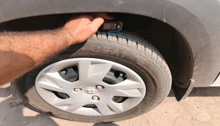 2025 Renault Kwid RXL(O) 1.0L, Petrol, Manual, 1,650 km, tyre