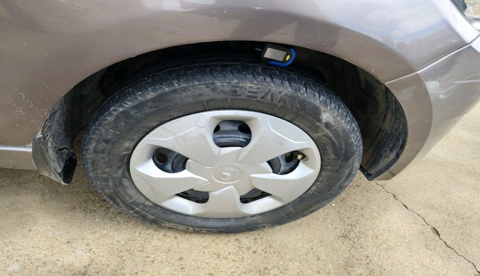 2017 Tata Tiago XT PETROL, Petrol, Manual, 1,05,258 km, tyre