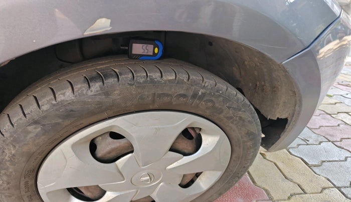 2018 Tata Tiago XT PETROL, Petrol, Manual, 67,198 km, tyre