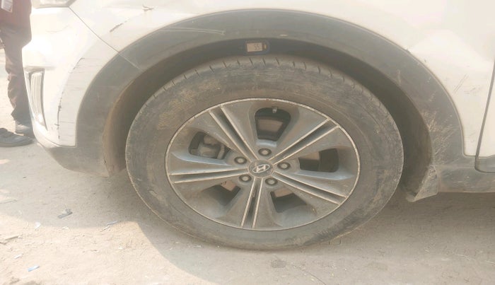 2016 Hyundai Creta SX PLUS AT 1.6 DIESEL, Diesel, Automatic, 89,603 km, tyre