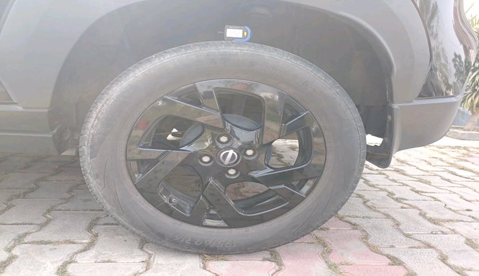 2023 Nissan MAGNITE Kuro Edition 1.0  MT , Petrol, Manual, 26,716 km, tyre