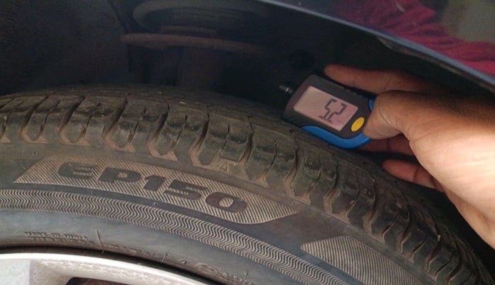 2019 Maruti Swift VXI, Petrol, Manual, 10,900 km, tyre