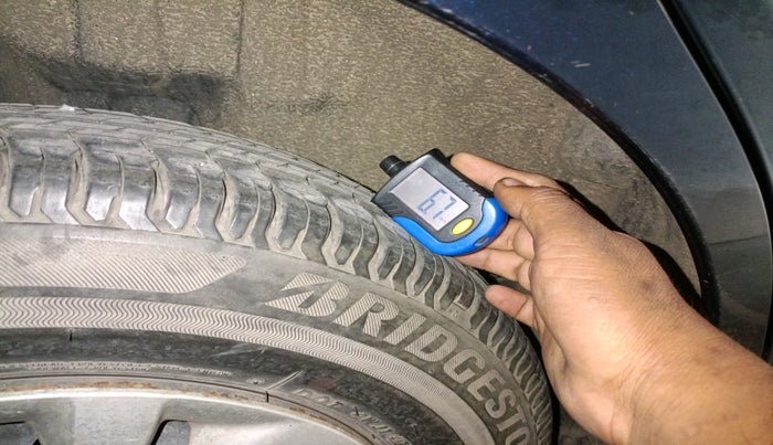 2019 Maruti Swift VXI, Petrol, Manual, 10,900 km, tyre