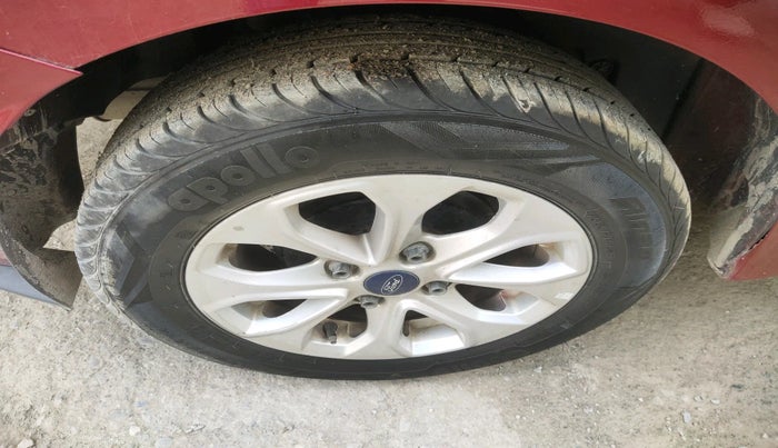 2017 Ford Figo Aspire TITANIUM 1.5 PETROL, Petrol, Manual, 60,094 km, tyre