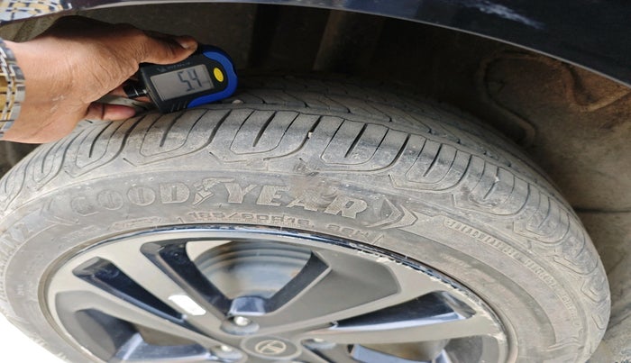 2022 Tata ALTROZ XZ PLUS PETROL DARK EDITION, Petrol, Manual, 30,187 km, tyre