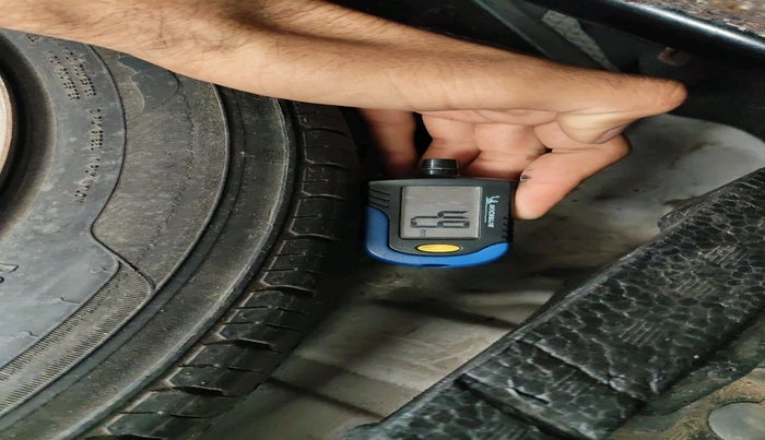 2013 Maruti Wagon R 1.0 LXI, Petrol, Manual, 83,338 km, tyre