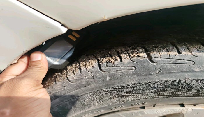 2014 Maruti Celerio VXI AMT, Petrol, Automatic, 91,557 km, tyre