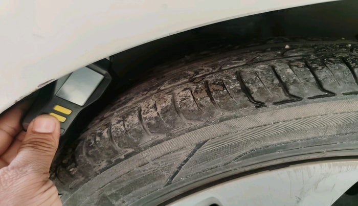 2014 Maruti Celerio VXI AMT, Petrol, Automatic, 91,557 km, tyre