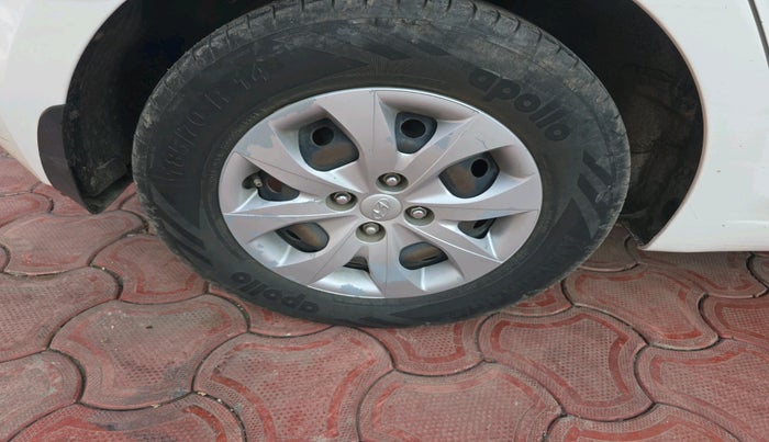 2018 Hyundai Elite i20 SPORTZ 1.2, Petrol, Manual, 1,48,633 km, tyre