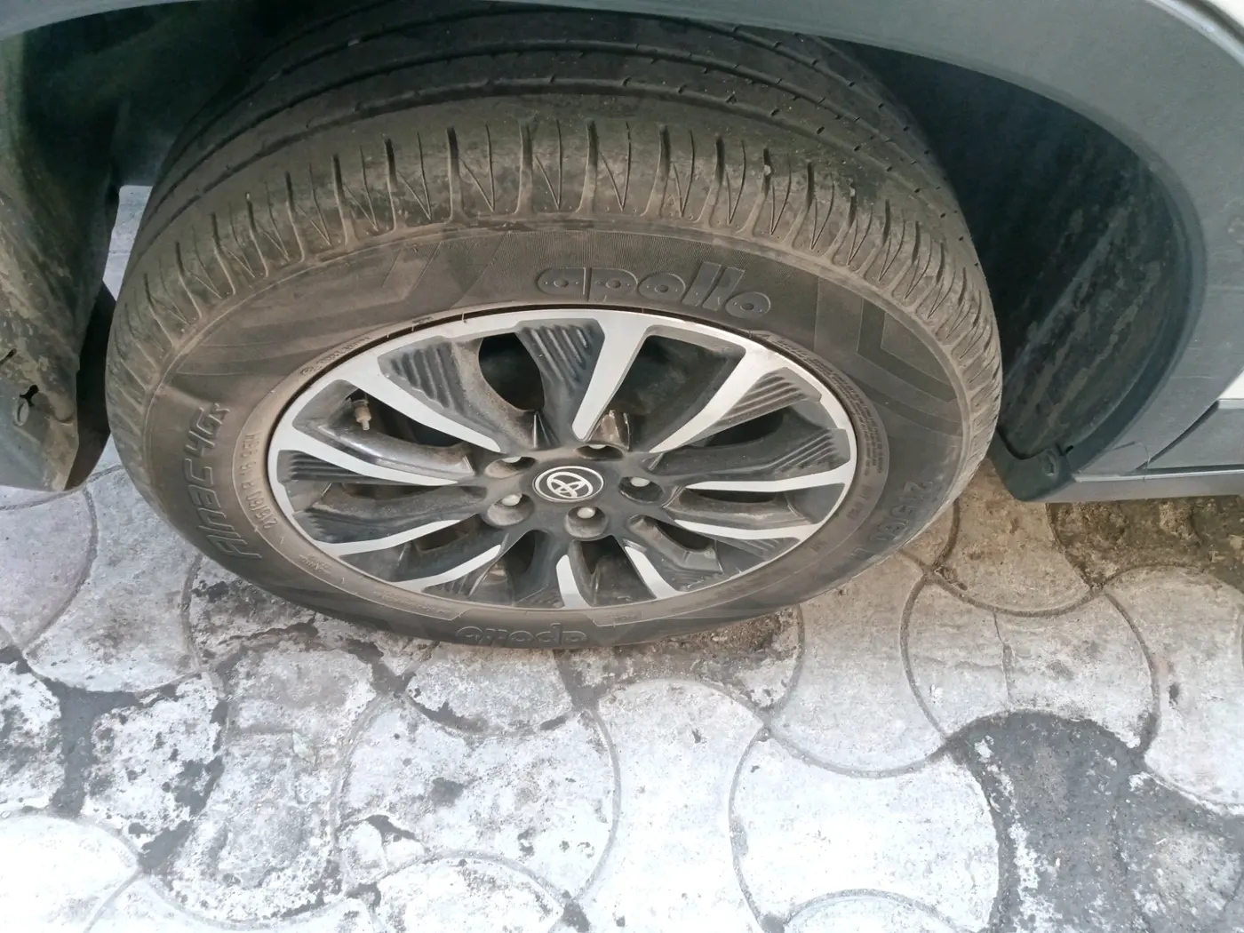 2021 Toyota URBAN CRUISER PREMIUM GRADE MT, Petrol, Manual, 32,633 km, tyre