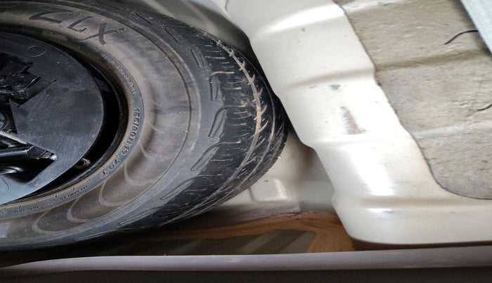 2010 Hyundai i10 SPORTZ 1.2, Petrol, Manual, 86,187 km, tyre