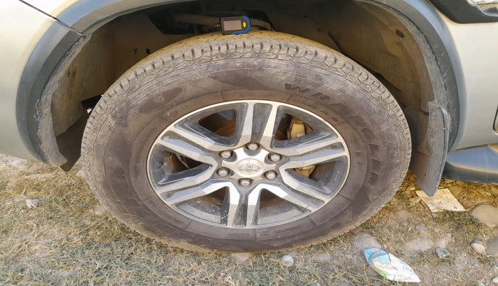 2017 Toyota Fortuner 2.8 4X2 MT, Diesel, Manual, 1,11,744 km, tyre