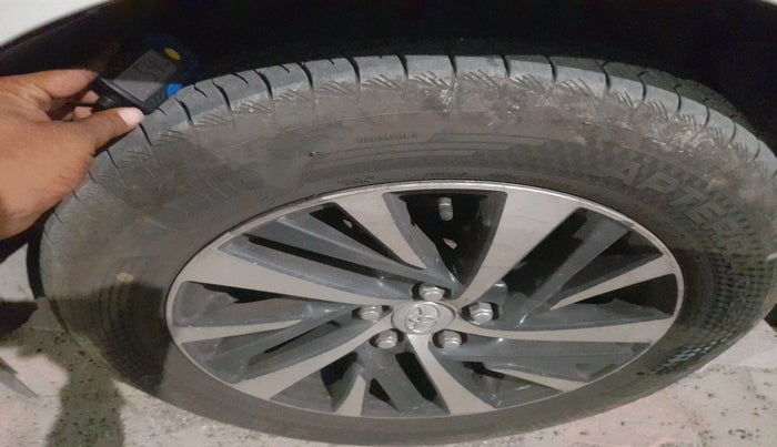 2021 Toyota Innova Crysta 2.4 ZX AT 7 STR, Diesel, Automatic, 1,57,512 km, tyre