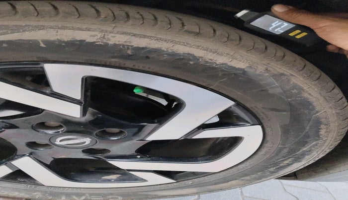 2021 Nissan MAGNITE XV MT, Petrol, Manual, 42,698 km, tyre