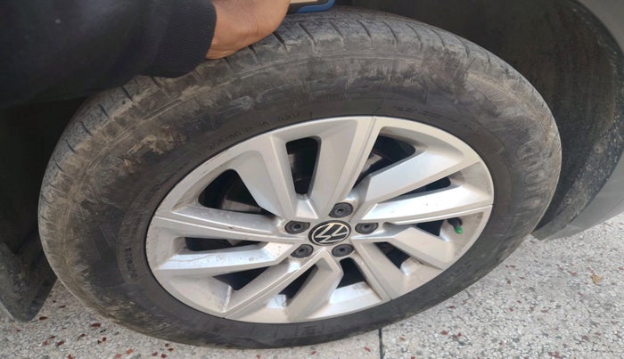 2021 Volkswagen TAIGUN HIGHLINE 1.0 TSI AT, Petrol, Automatic, 71,405 km, tyre