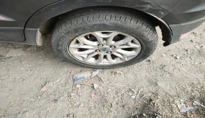 2015 Ford Ecosport TITANIUM 1.5L DIESEL, Diesel, Manual, 2 km, tyre