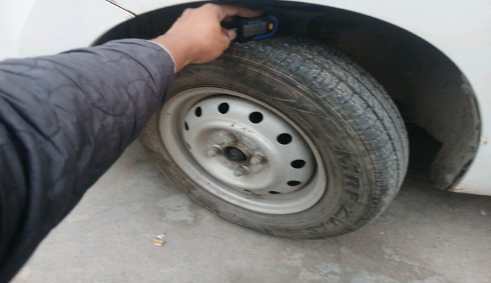 2018 Maruti Wagon R 1.0 LXI CNG, Petrol, Manual, 1,14,470 km, tyre