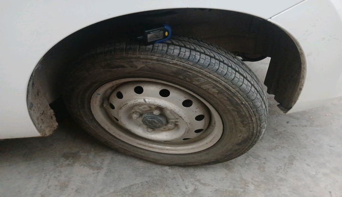 2018 Maruti Wagon R 1.0 LXI CNG, Petrol, Manual, 1,14,470 km, tyre