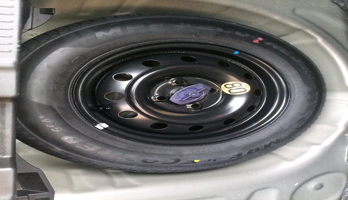 2024 Maruti Swift ZXi Plus, Petrol, Manual, 6,574 km, tyre