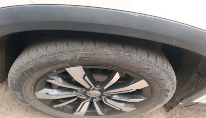 2019 MG HECTOR SHARP 1.5 DCT PETROL, Petrol, Automatic, 82,432 km, tyre