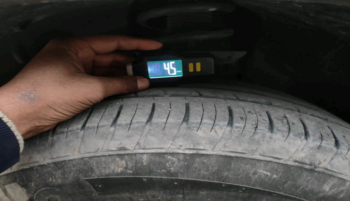 2022 Tata Harrier XTA PLUS 2.0L KRYOTEC DARK EDITION, Diesel, Automatic, 36,737 km, tyre