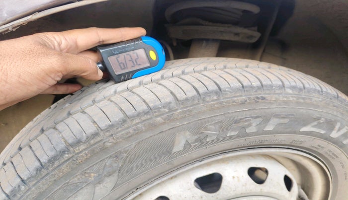 2019 Tata Tiago XM PETROL, Petrol, Manual, 1,44,076 km, tyre