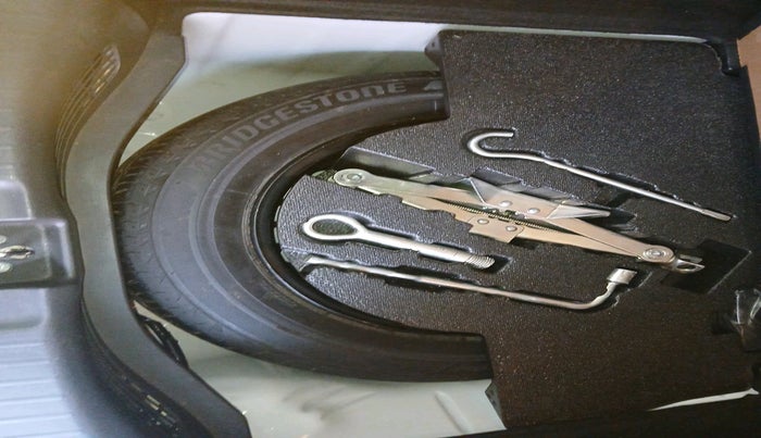 2021 Honda WR-V 1.2L I-VTEC VX MT, Petrol, Manual, 22,141 km, tyre