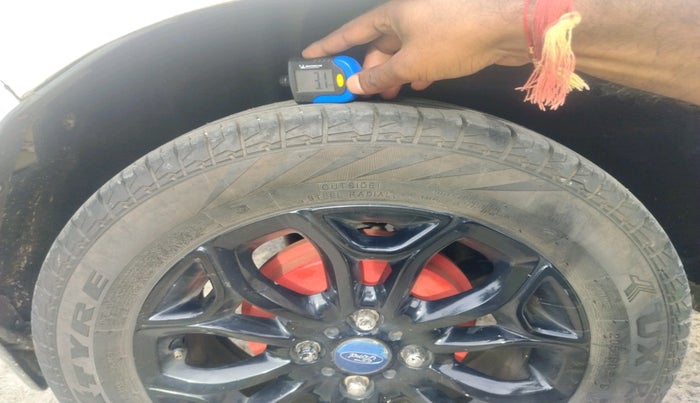 2013 Ford Ecosport TITANIUM 1.5L DIESEL, Diesel, Manual, 1,17,843 km, tyre