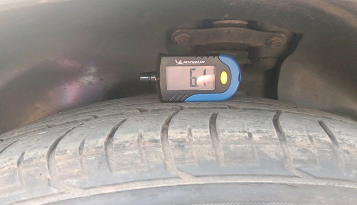 2019 Hyundai Creta SX (O) 1.6 PETROL, Petrol, Manual, 1,15,712 km, tyre