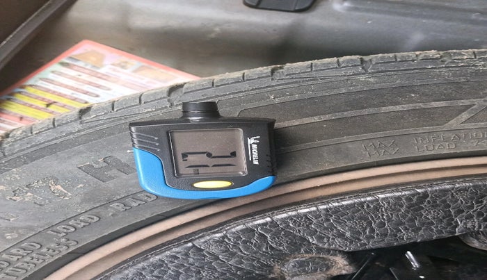 2019 Hyundai Creta SX (O) 1.6 PETROL, Petrol, Manual, 1,15,712 km, tyre