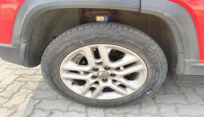 2018 Jeep Compass LIMITED 2.0 DIESEL, Diesel, Manual, 1,39,313 km, tyre