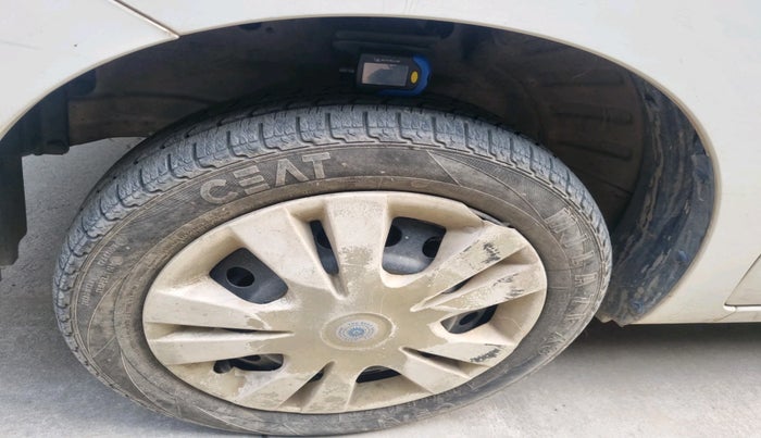 2013 Maruti Wagon R 1.0 VXI, Petrol, Manual, 80,186 km, tyre