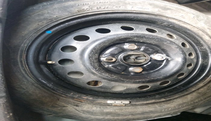 2013 Maruti Wagon R 1.0 VXI, Petrol, Manual, 80,186 km, tyre