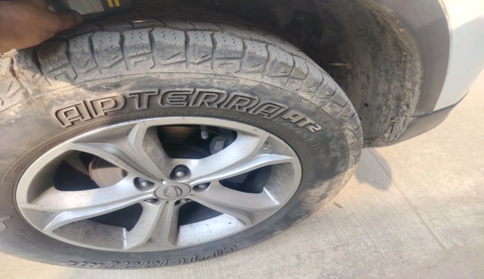 2022 Tata Harrier XT PLUS 2.0L KRYOTEC, Diesel, Manual, 1,12,327 km, tyre