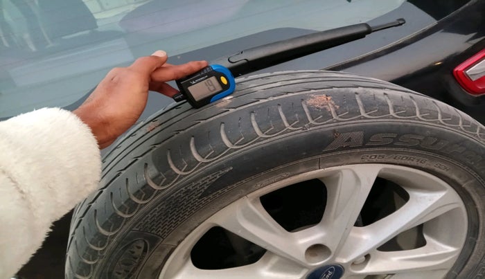 2019 Ford Ecosport TITANIUM 1.5L PETROL, Petrol, Manual, 1,22,533 km, tyre