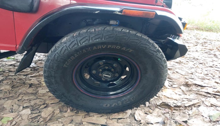 2016 Mahindra Thar CRDE 4X4 AC, Diesel, Manual, 33,808 km, tyre